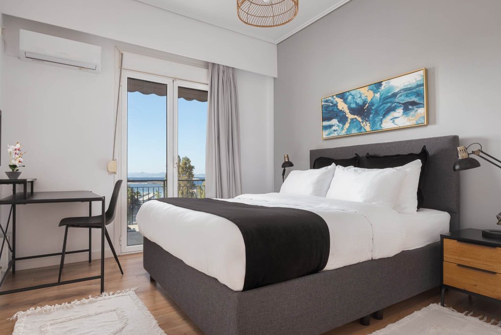 Queen-Size Bed in Bedroom