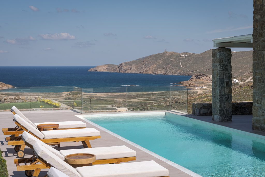 Retreat Hill Luxury Villas