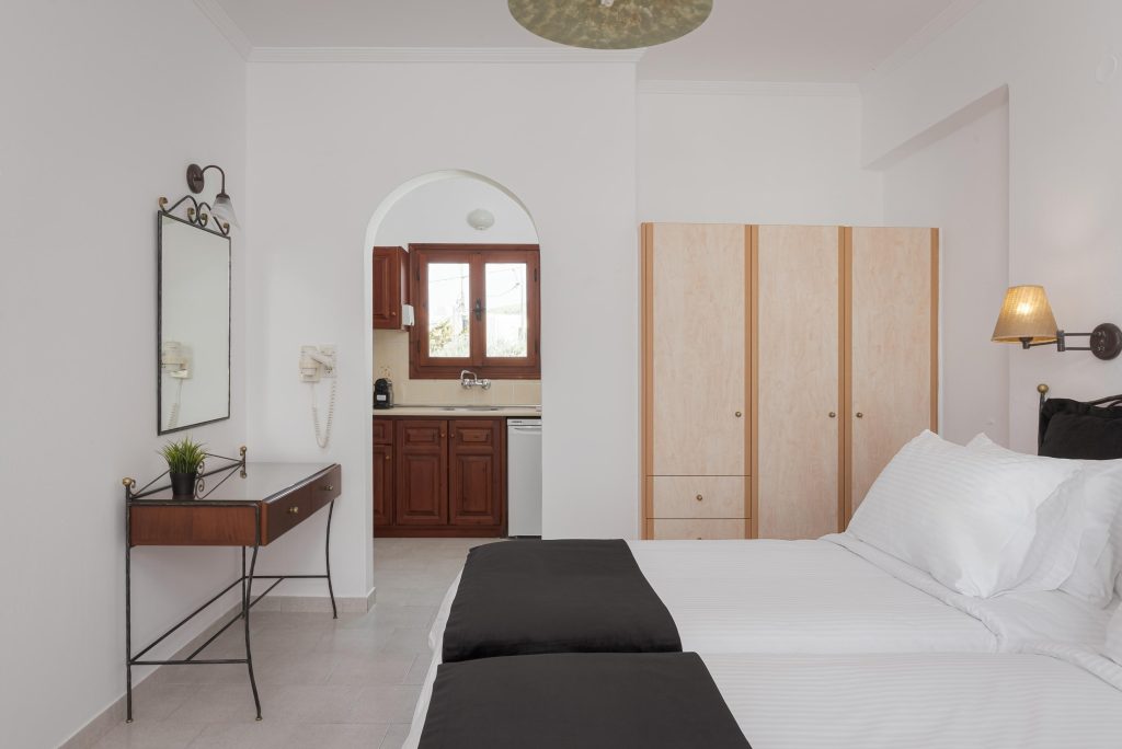 Standard Twin Room, Sunset Paros