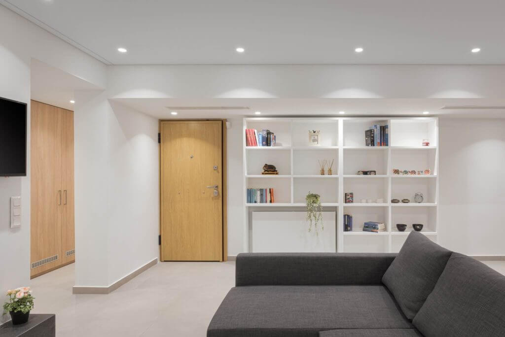 Athenian Riviera Secluded Apartment