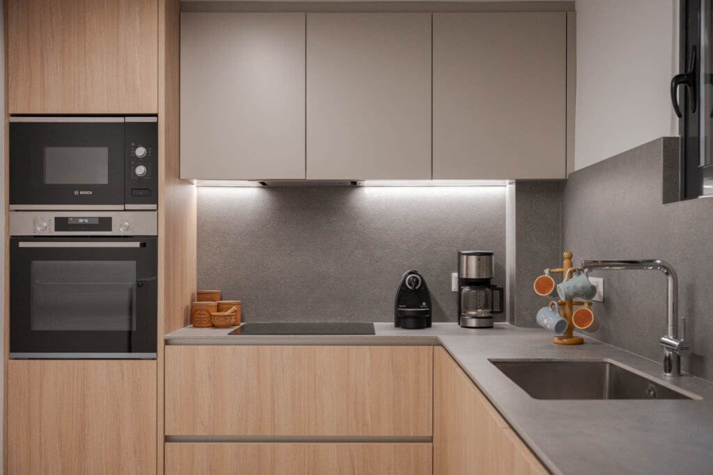 Athenian Riviera Secluded Apartment