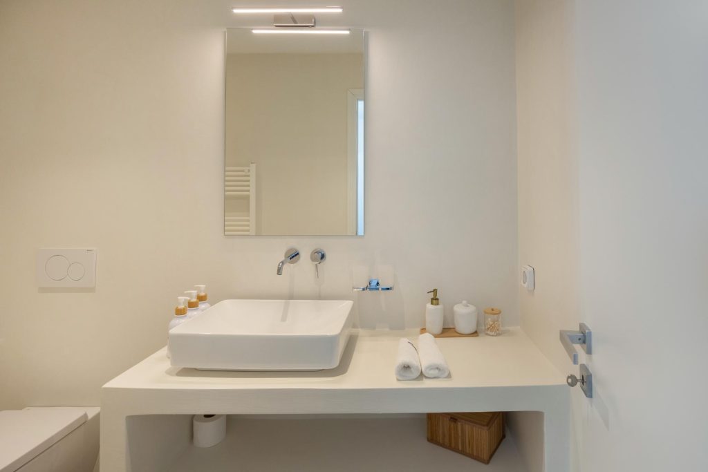 Ensuite Bathroom, Luxurious Villa Ioli Paros