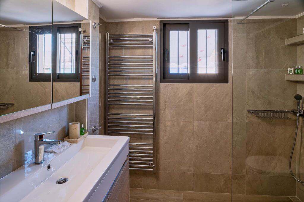 Full Bathroom, Acropolis Penthouse Project