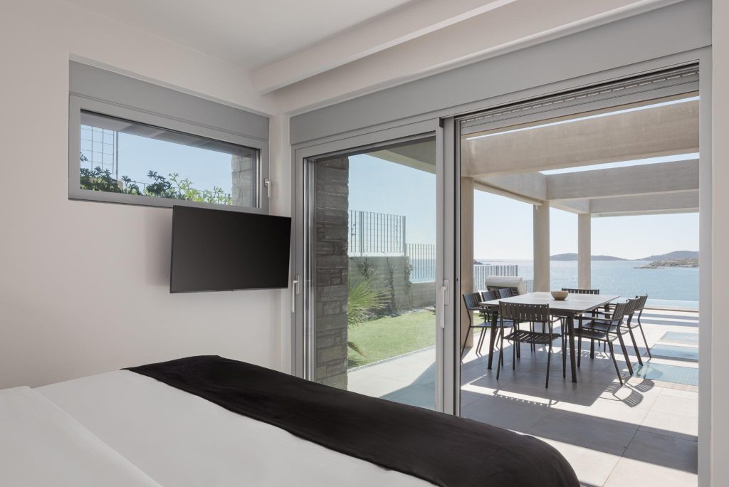 Bedrooms, Luxurious Seafront Villa Karystos