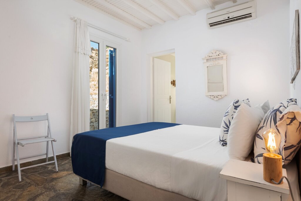 Venus View Villa with Private Pool & Sea View bedroom 1 in Ano Mera, Mykonos